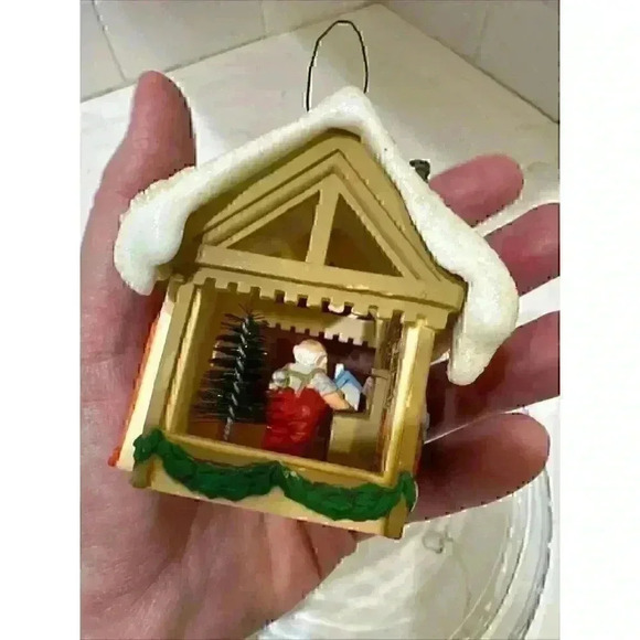 Vintage 1982 Hallmark Santas Workshop Christmas Ornament In Original Box Kringle - Picture 6 of 10